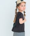 子供服 女の子 綿100％ リボン さくらんぼ ロゴ プリント Tシャツ ブラック(00) モデル画像全身