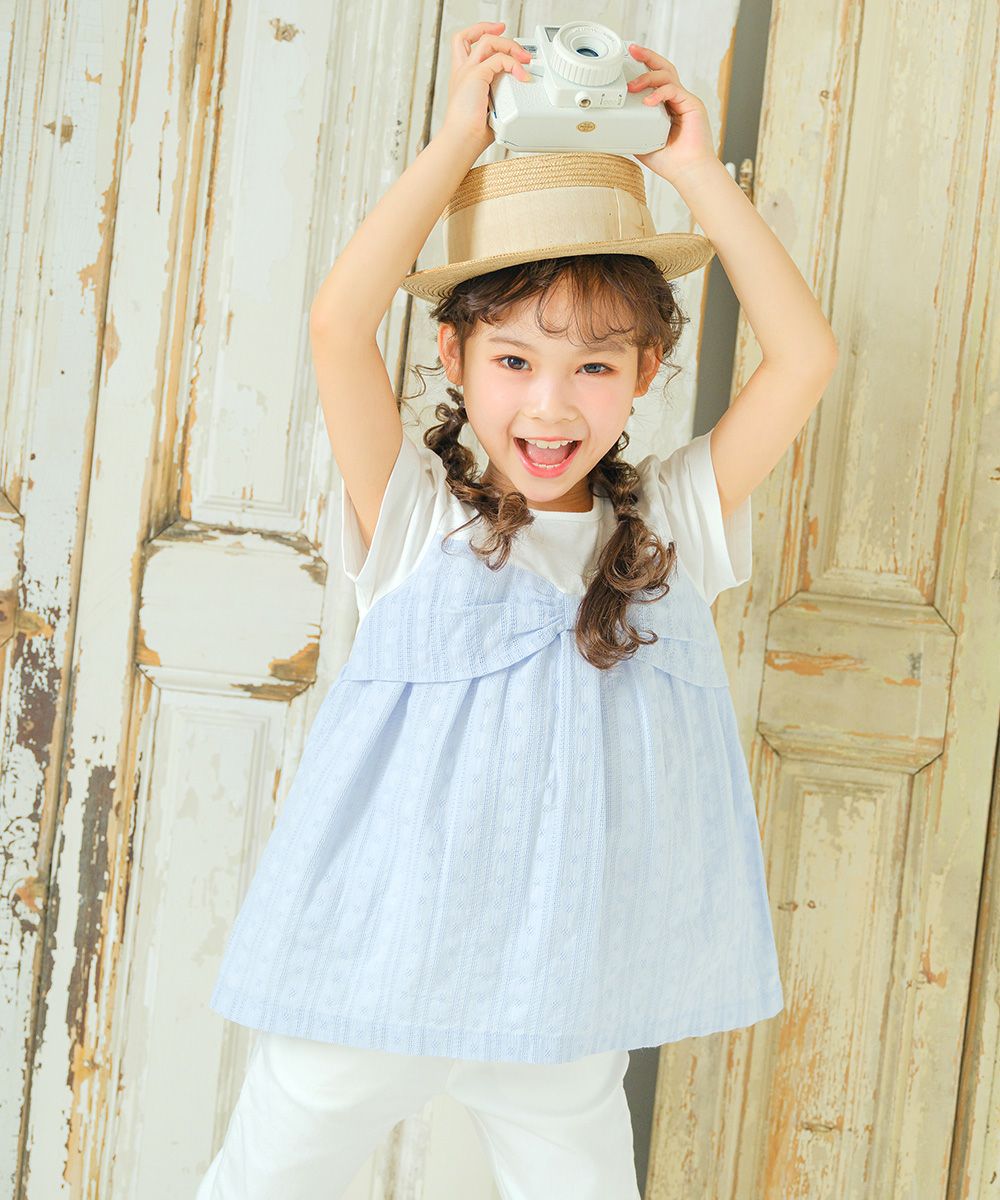 子供服 女の子 リボンつき ドビー織り ストライプ模様 重ね着風 Tシャツ ブルー(61) モデル画像アップ