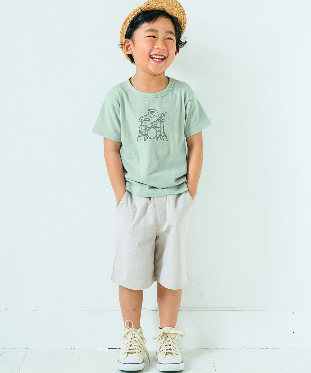 子供服 男の子 綿100％ くま ドラム プリント Tシャツ グリーン(08) モデル画像全身