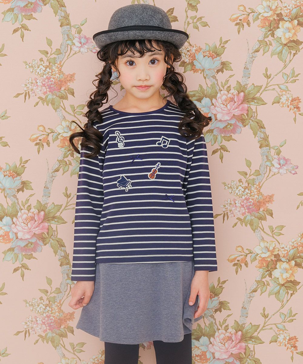 子供服 女の子 綿100％ ピアノ 音符 アップリケ Tシャツ ネイビー(06) モデル画像