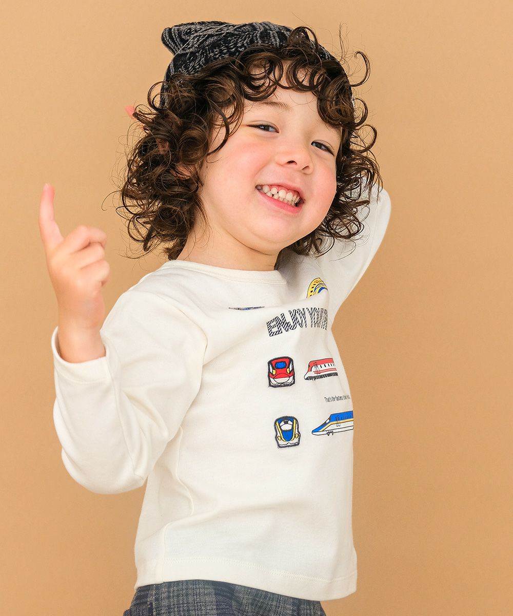 ベビー服 男の子 綿100％ 電車 乗り物プリント ワッペン　Tシャツ オフホワイト(11) モデル画像アップ