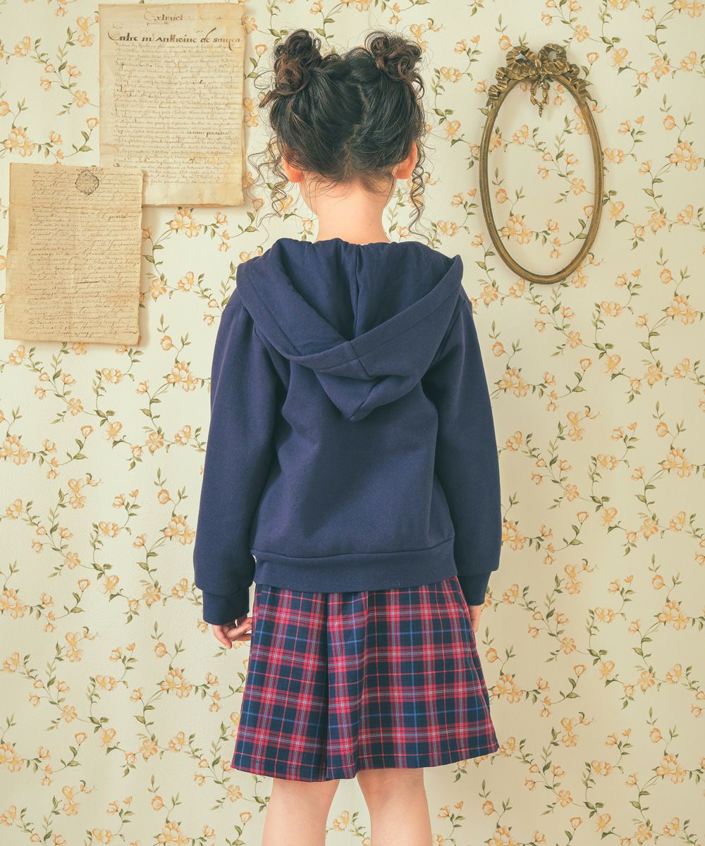 ベビー服 女の子 フード取り外し可能 フリル＆ポケット付き 裏起毛 パーカー ネイビー(06) モデル画像1