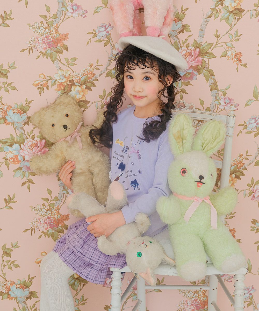 子供服 女の子 楽器 音符 花 刺繍 音楽会 モチーフ 裏毛 トレーナー パープル(91) モデル画像1