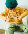 ベビー服 男の子 ロゴ ＆ 恐竜 刺繍 デザイン Tシャツ イエロー(04) モデル画像1