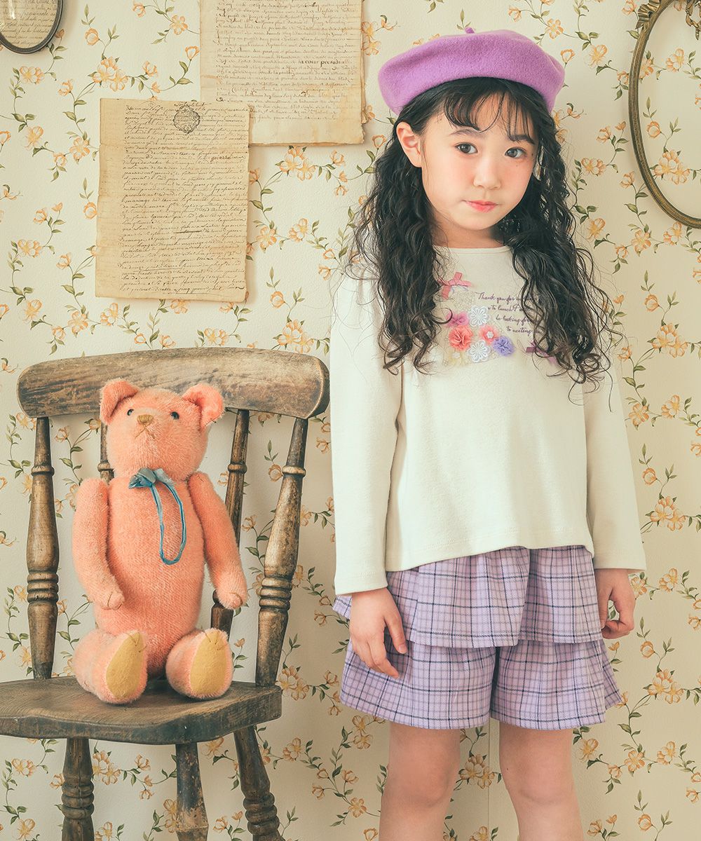 子供服 女の子 フォーマルドレス刺繍 ロゴTシャツ オフホワイト(11) モデル画像3