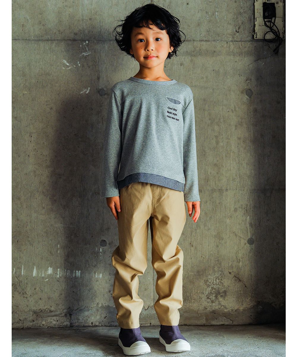子供服 男の子 裾フェイクレイヤード ロゴプリントTシャツ 杢ｸﾞﾚｰ(92) モデル画像全身