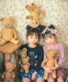 子供服 女の子 ティーカップ ＆ スイーツ ロゴ 刺繍 袖フリル Tシャツ ピンク(02) モデル画像3
