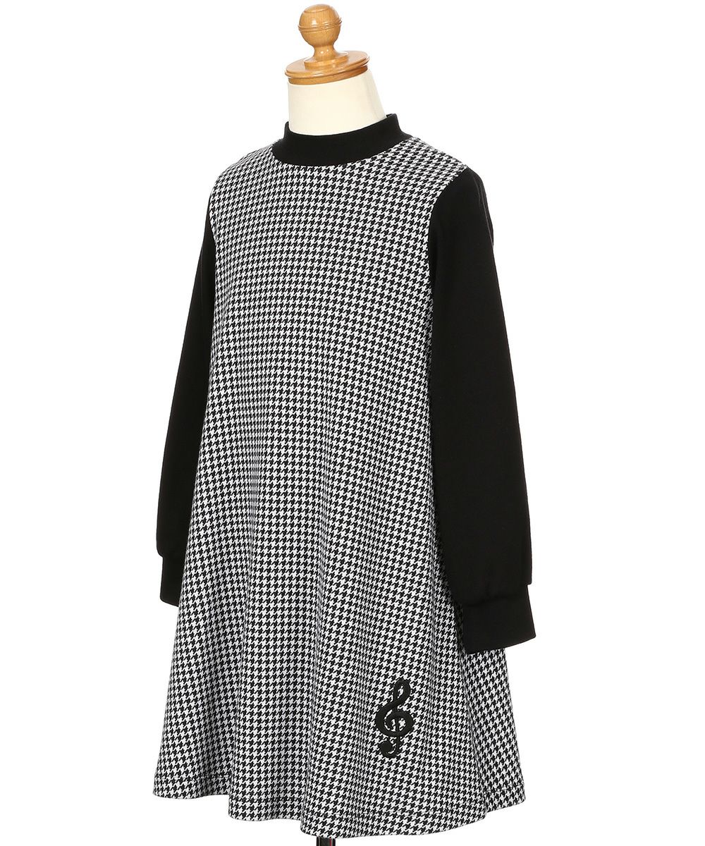 ベビー服 女の子 千鳥柄 音符刺? ワンピース ホワイト×ブラック(10) トルソー斜め