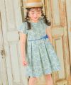 子供服 女の子 日本製 綿100％ 小花柄 プリーツ ワンピース ブルー(61) モデル画像全身