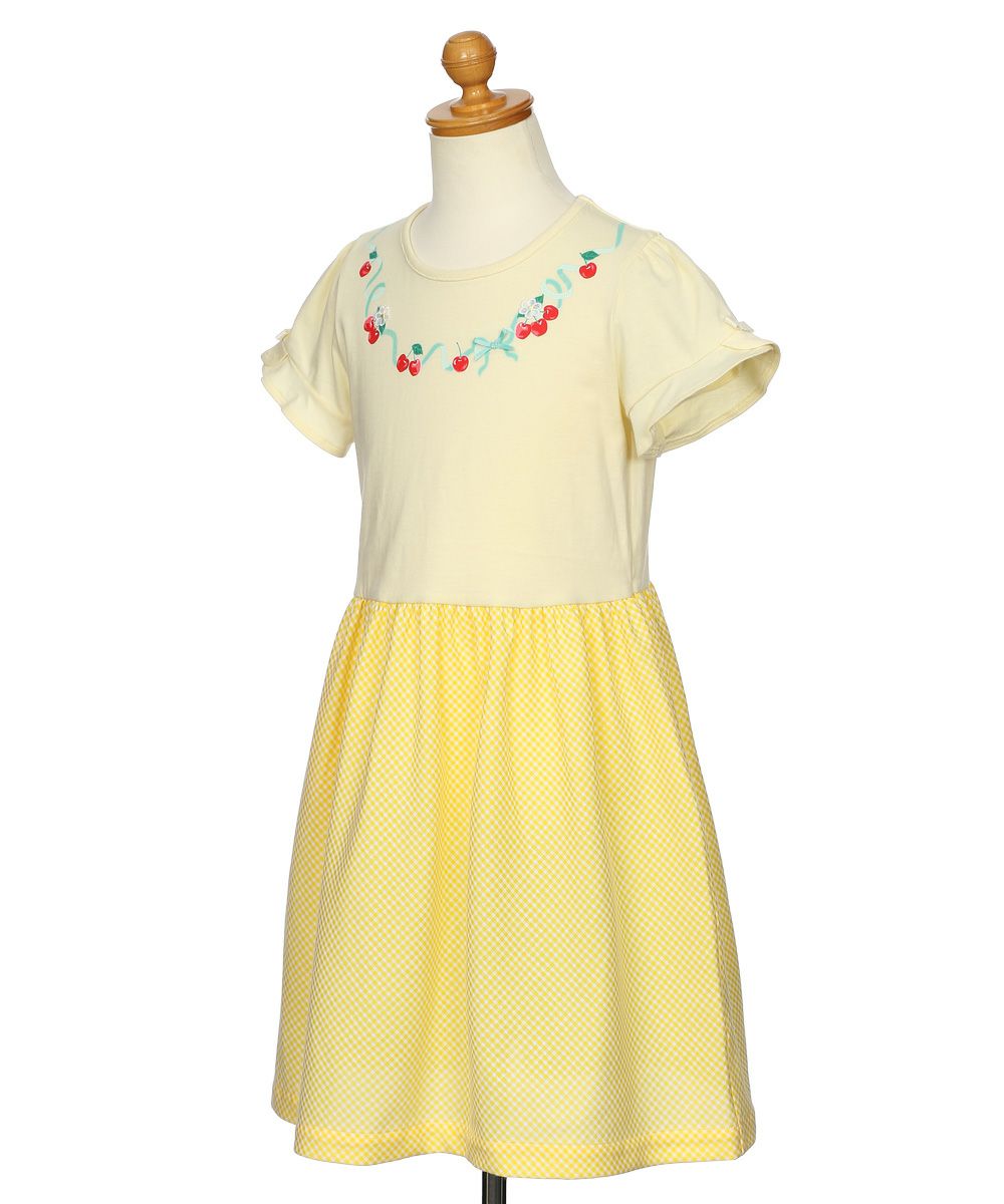 ベビー服 女の子 さくらんぼ柄 リボン付き ギンガムチェック  ドッキングワンピース イエロー(04) トルソー斜め