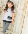 ベビー服 女の子 綿100％ リボン付き ポシェット風 Tシャツ オフホワイト(11) モデル画像全身