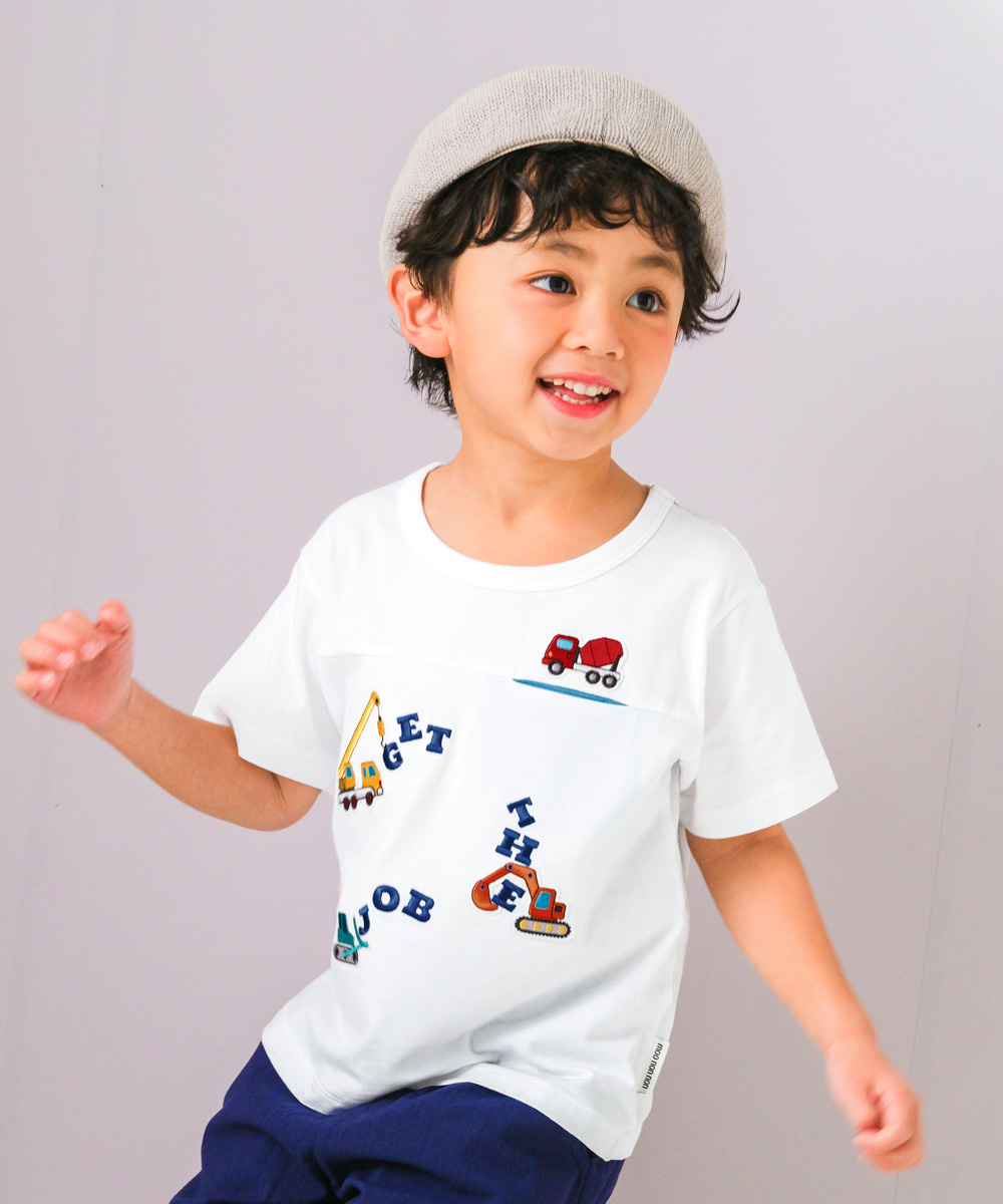 ベビー服 男の子 働く車 刺繍ワッペン Tシャツ オフホワイト(11) モデル画像2