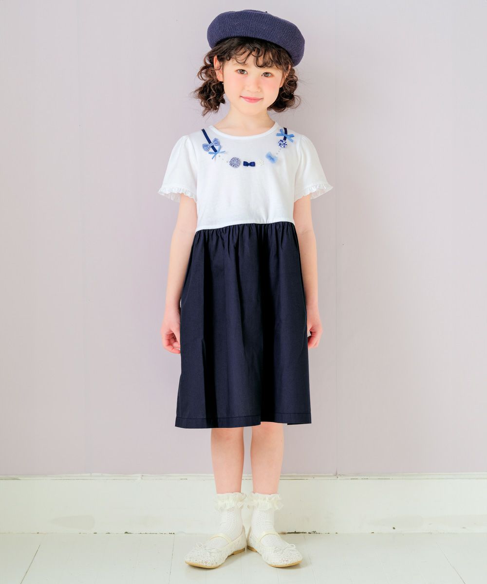 ベビー服 女の子 リボン お花  フリル 半そで  ドッキングワンピース ネイビー(06) モデル画像アップ