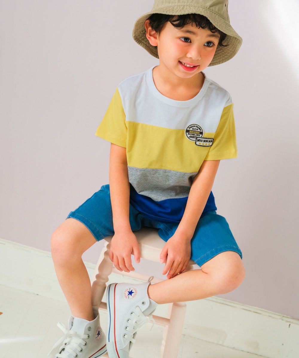 子供服 男の子 綿100％ 4色切り替え カラフル Tシャツ イエロー(04) モデル画像アップ