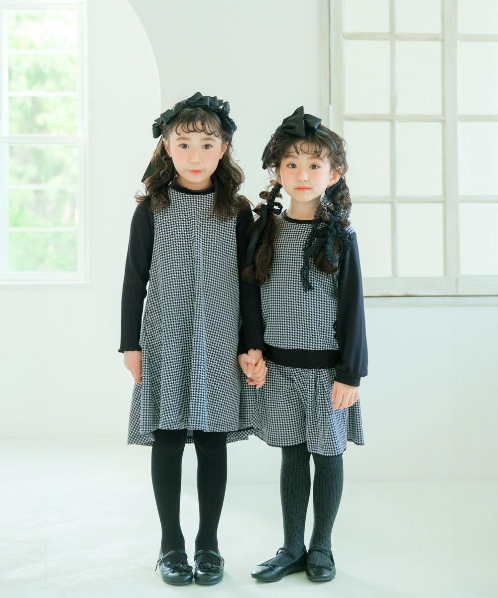 ベビー服 女の子 千鳥格子 袖切替えデザイン 長袖 Tシャツ ホワイト×ブラック(10) モデル画像3