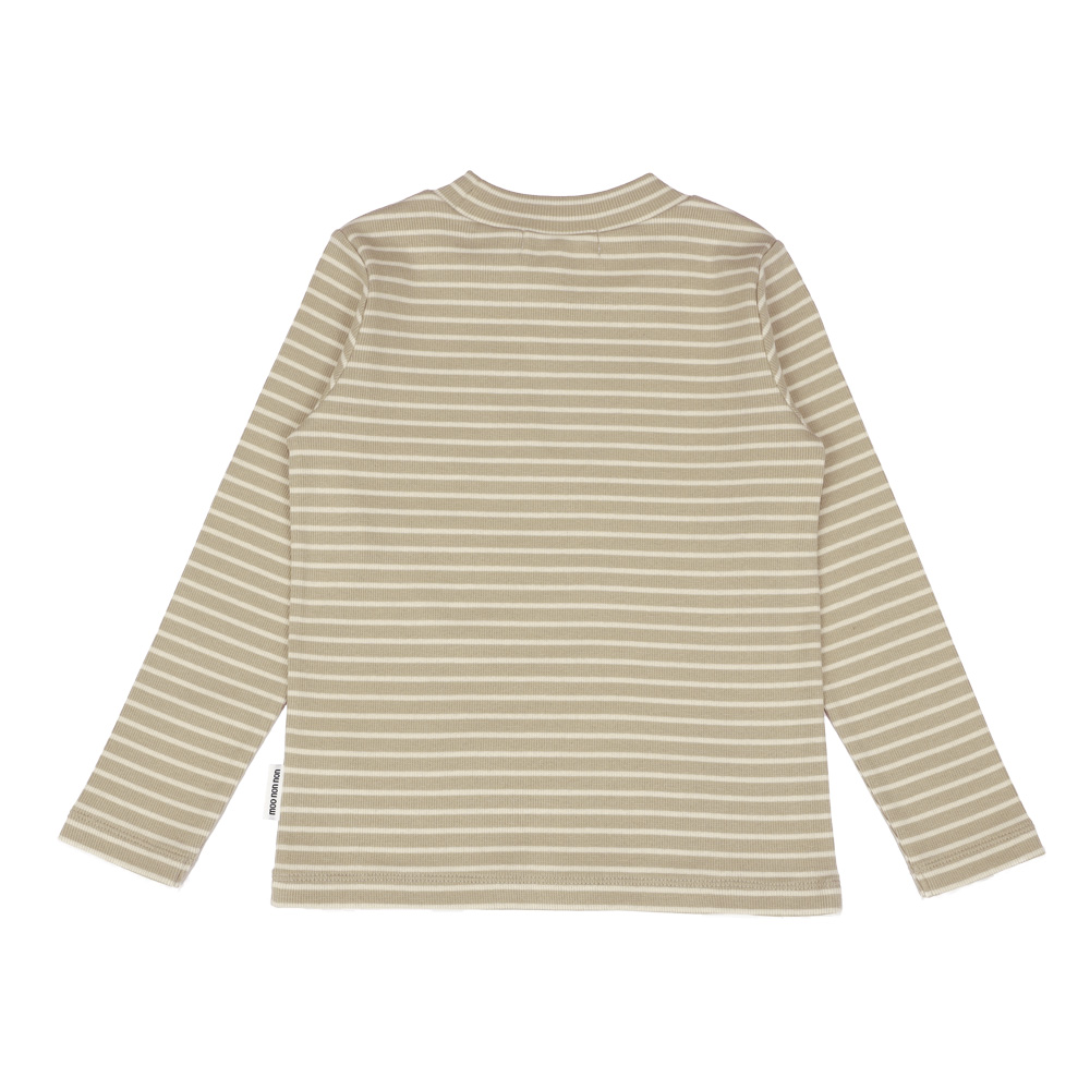 子供服 男の子 クルーネック 長袖 Tシャツ アイボリー(12) モデル画像全身