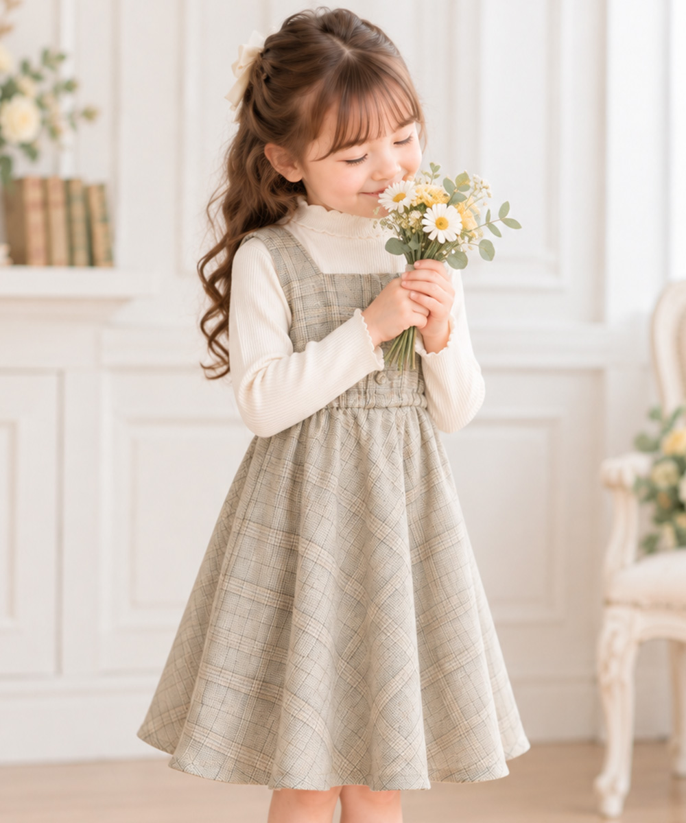子供服 女の子 くるみボタン付き チェック柄 ワンピース ベージュ(51) モデル画像4