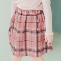 子供服 女の子 飾りボタン　チェック柄　スカート