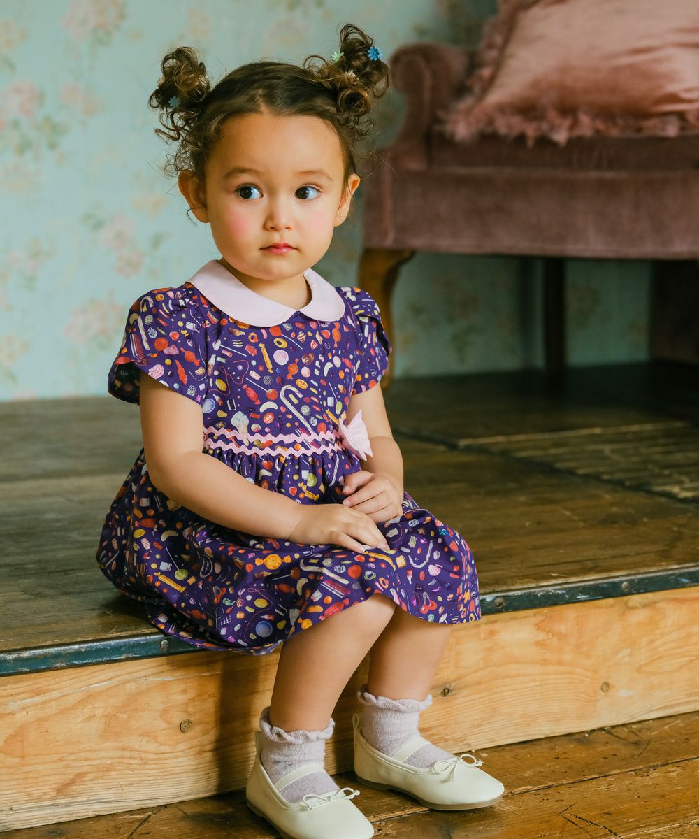 ベビー服 女の子 日本製 リバティプリント使用  スイーツ ワンピース パープル(91) モデル画像3