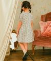 ベビー服 女の子 綿100％ 小花柄 ボタン開き ワンピース ブルー(61) モデル画像1