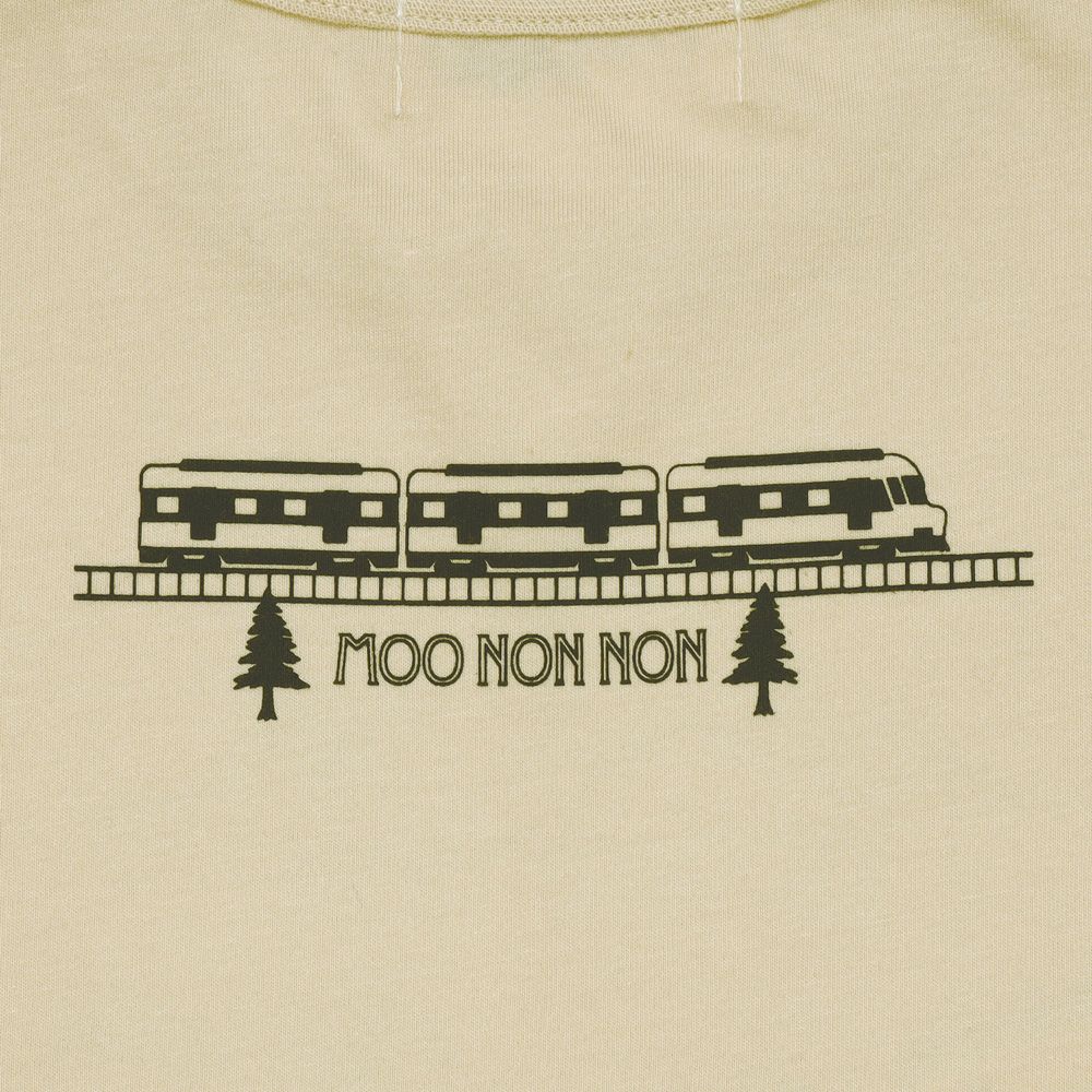 ベビー服 男の子 綿100％ 電車 アップリケ ＆ 山 モチーフ Tシャツ ベージュ(51) デザインポイント2