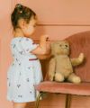 ベビー服 女の子 襟付き さくらんぼ リボン ワンピース オフホワイト(11) モデル画像アップ