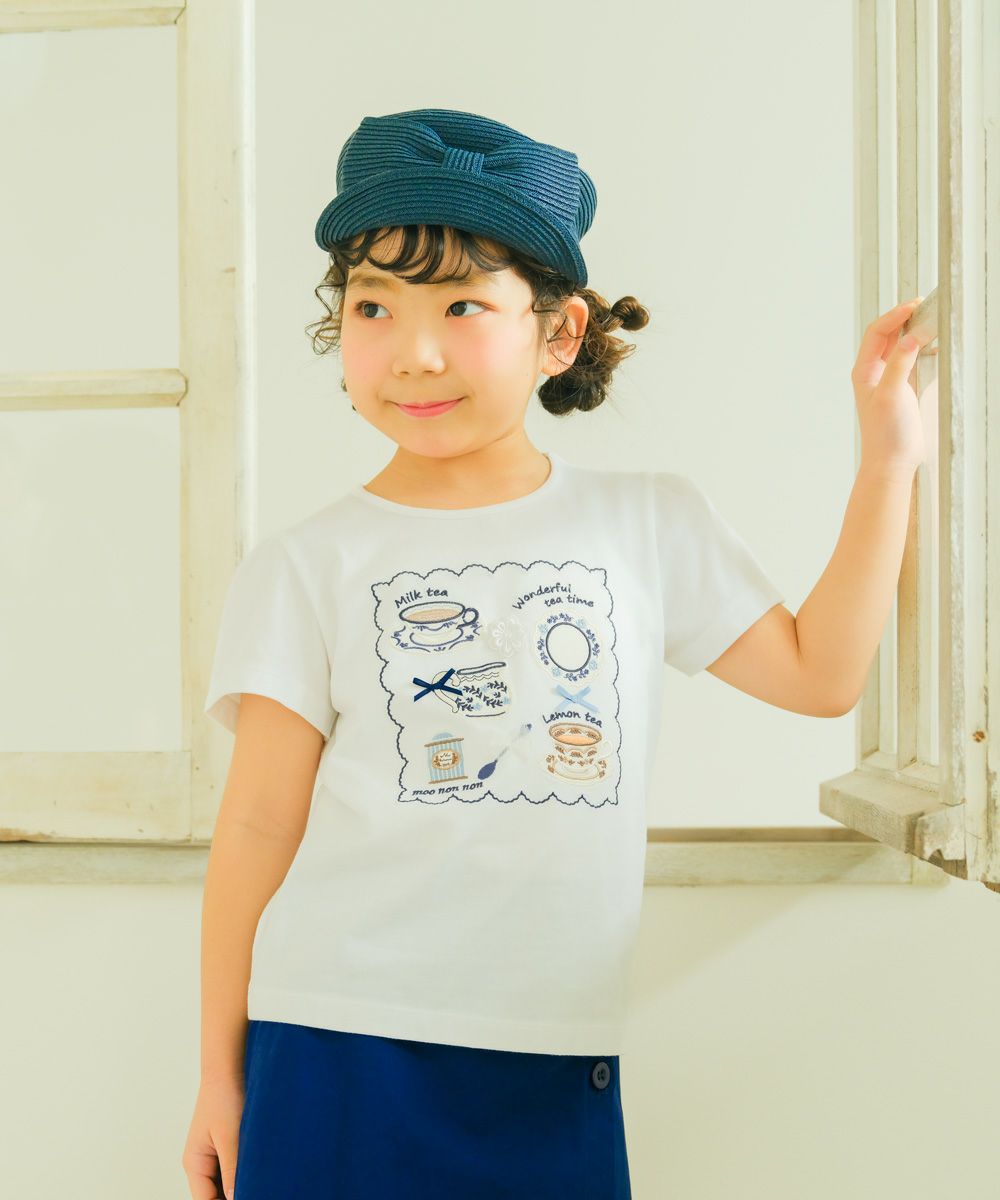 子供服 女の子 刺繍 ＆ アップリケ ティーカップ 半袖Tシャツ オフホワイト(11) モデル画像1