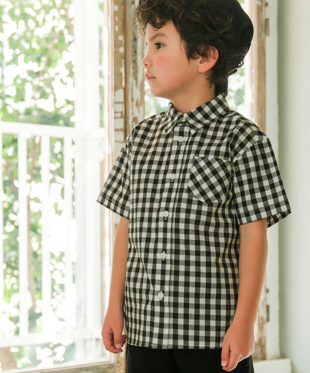 子供服 男の子 綿100％ 前ボタン開き 襟付き チェック柄 シャツ ホワイト×ブラック(10) モデル画像アップ
