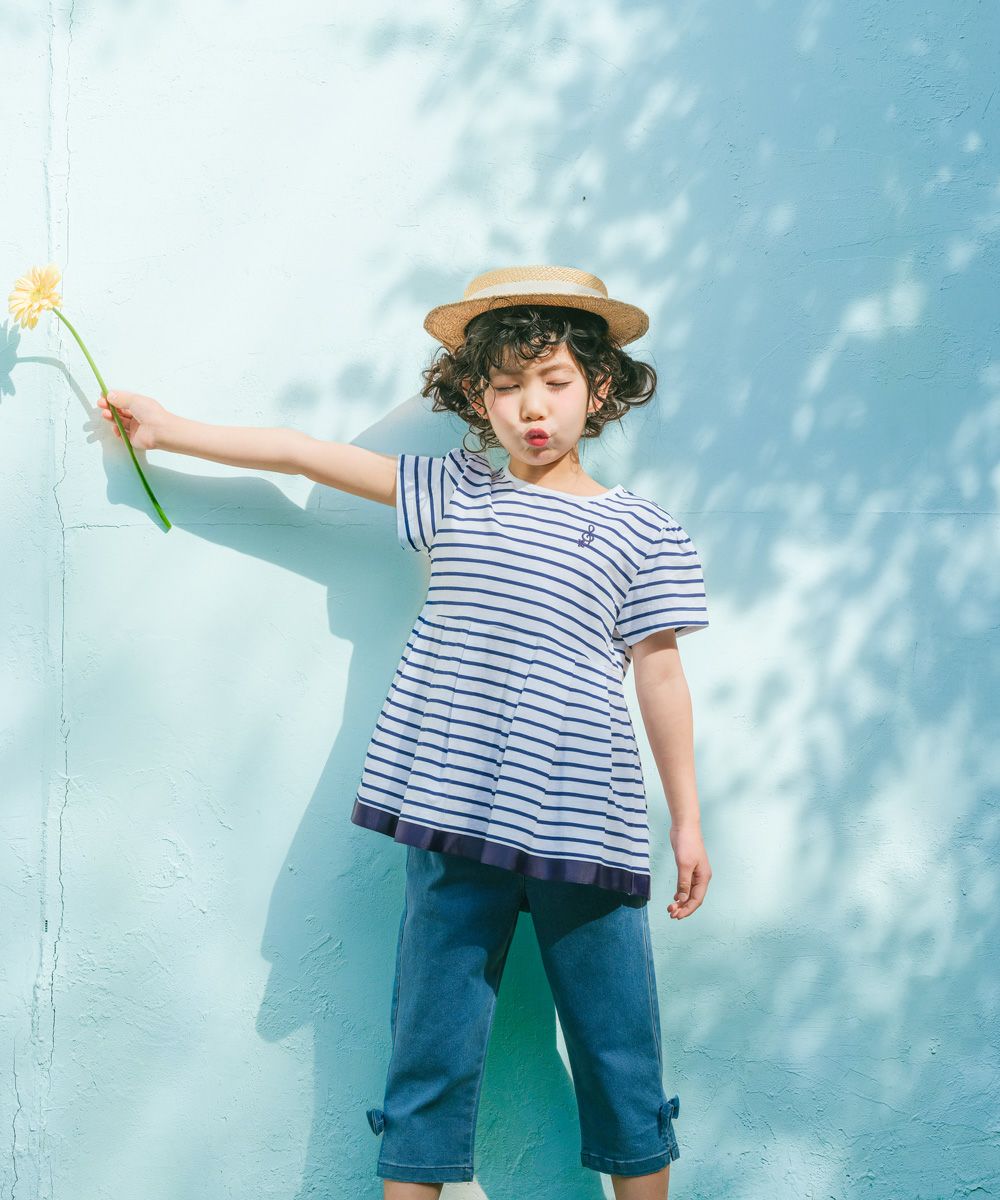 ベビー服 女の子 ボーダー柄 Tシャツ 紺×白(16) モデル画像全身
