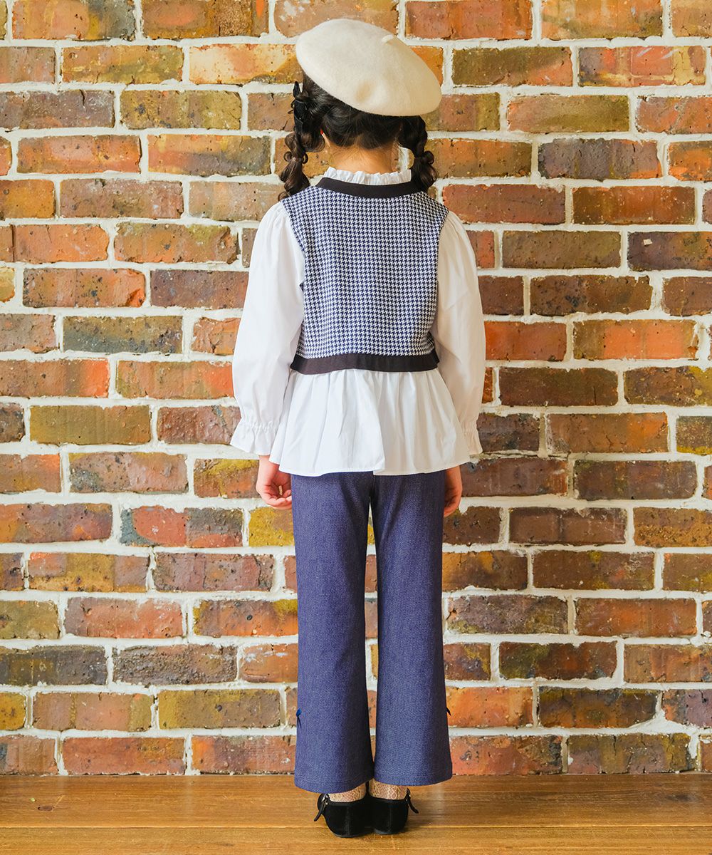 ベビー服 女の子 デニムツイルニット リボンつき フルレングスパンツ ネイビー(06) モデル画像全身