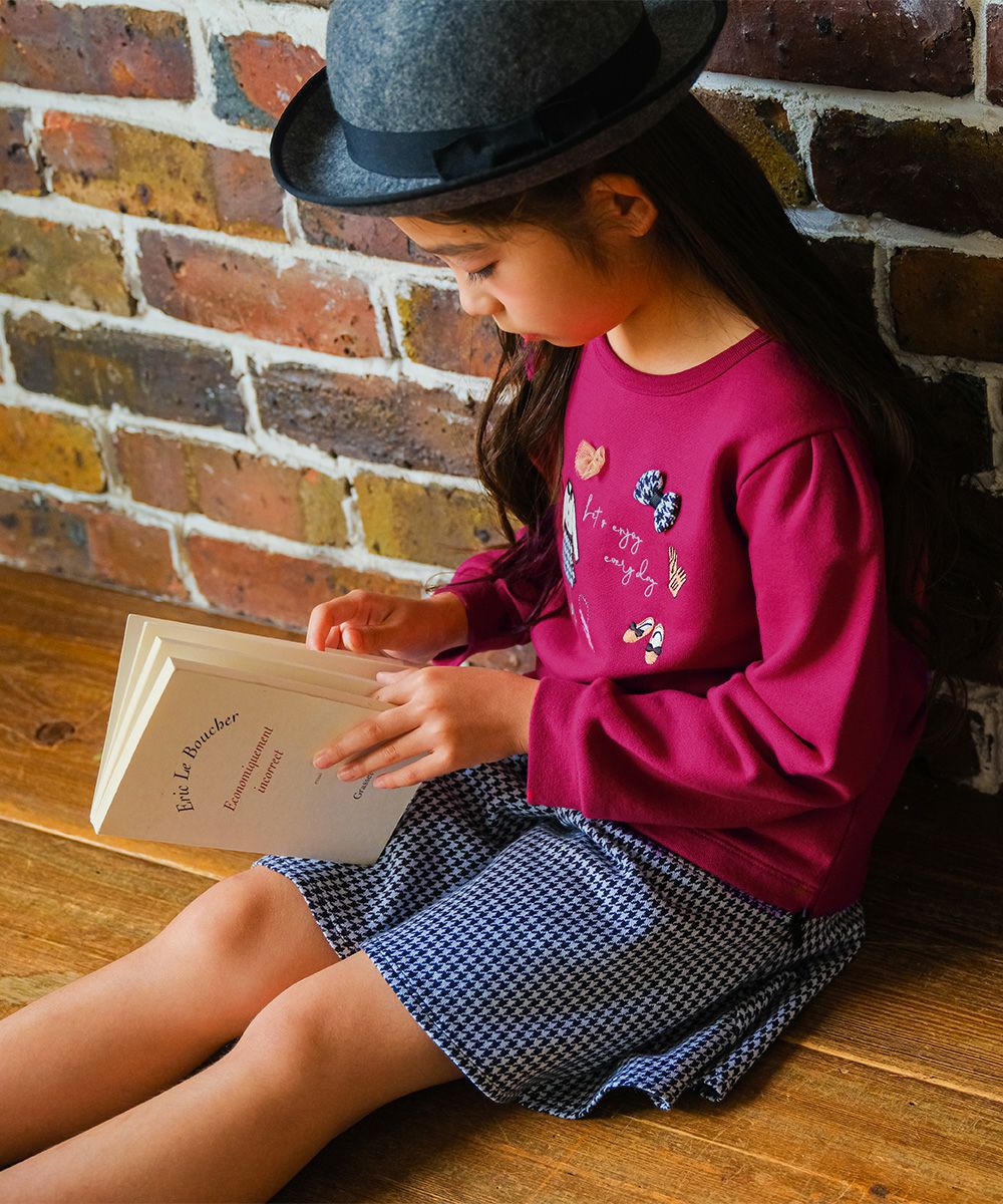 ベビー服 女の子 リボンつき お洋服アップリケ 裏毛トレーナー ピンク(02) モデル画像1