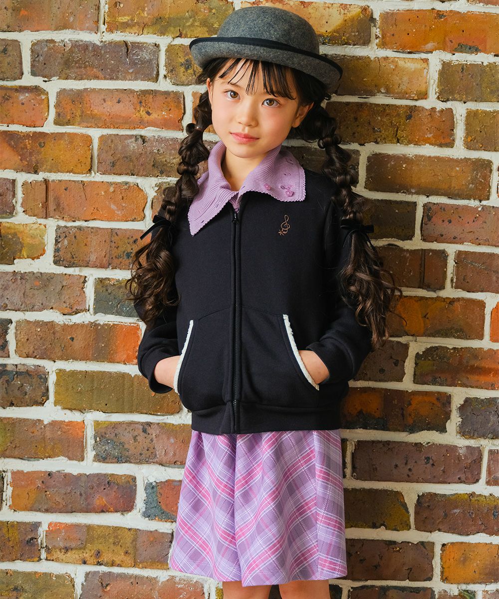 子供服 女の子 子ども服 こども キッズ ジュニア 音符刺繍 ボタン襟付き タートルネック リブ カットソー パープル(91) モデル画像4