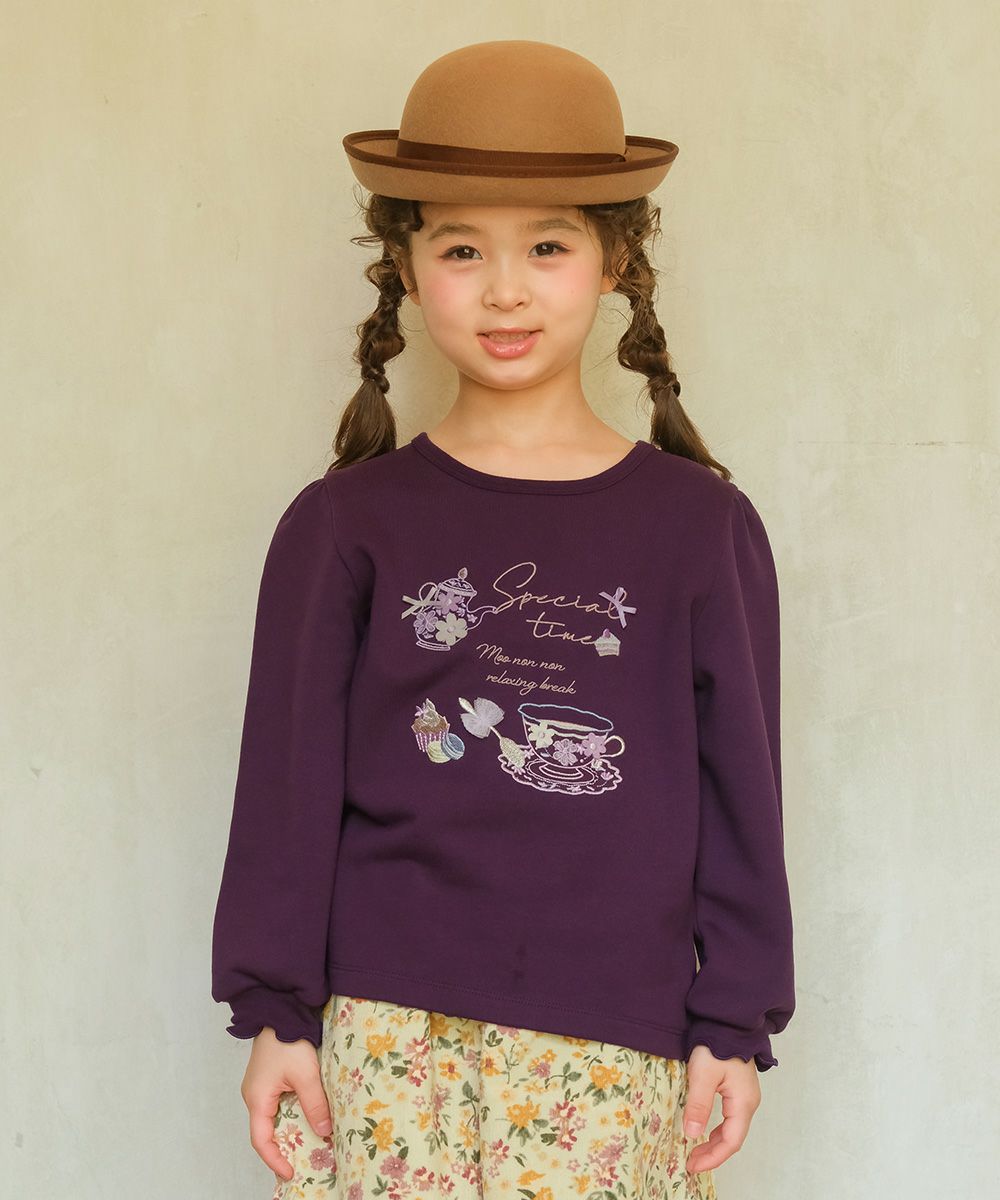 ベビー服 女の子 ティーカップ ロゴ刺繍 裏毛トレーナー パープル(91) モデル画像アップ