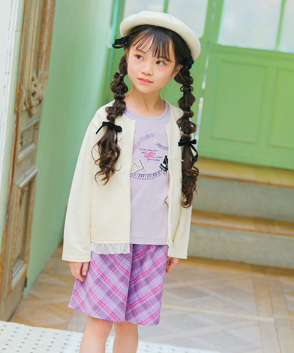 ベビー服 女の子 リボンつき チュールフリル 裏毛カーディガン アイボリー(12) モデル画像全身