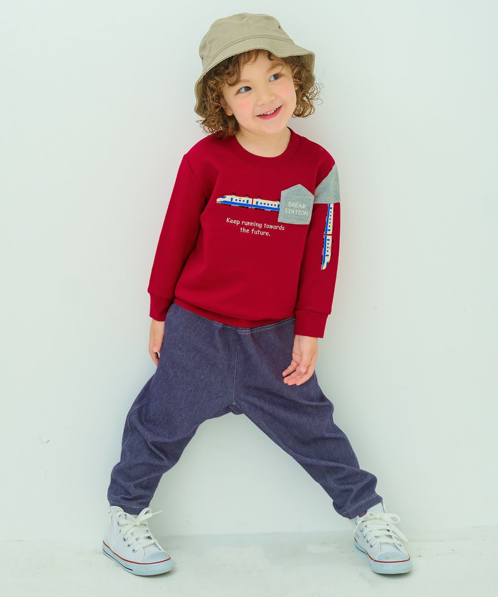ベビー服 男の子 電車ワッペンつき 裏毛トレーナー レッド(03) モデル画像3