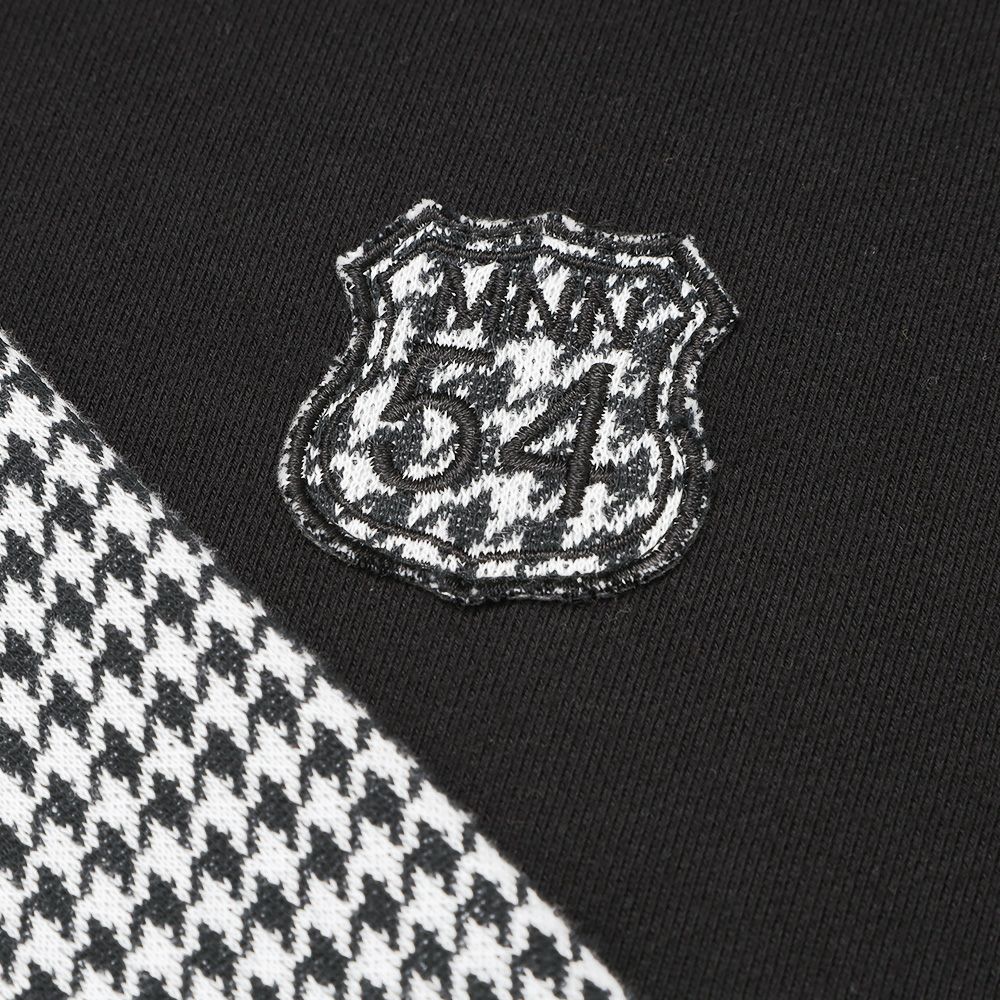 ベビー服 男の子 子ども服 こども服 キッズ 千鳥柄 ロゴ ワッペン 長そで 裏毛 ホワイト×ブラック(10) デザインポイント1