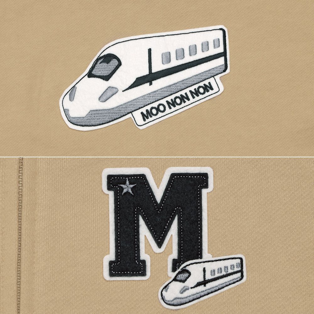 ベビー服 男の子 ロゴ 電車ワッペン ジップアップ 裏毛ジャケット ベージュ(51) デザインポイント1