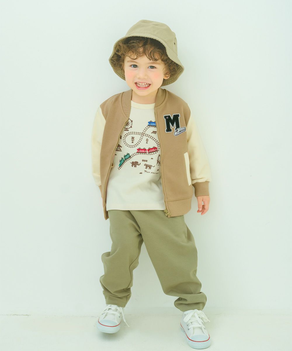 ベビー服 男の子 ロゴ 電車ワッペン ジップアップ 裏毛ジャケット ベージュ(51) モデル画像2