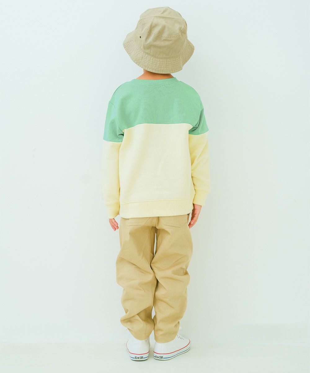 子供服 男の子 子ども服 こども服 キッズ ジュニア バイカラー 切り替え ポケットつき 裏毛 グリーン(08) モデル画像全身