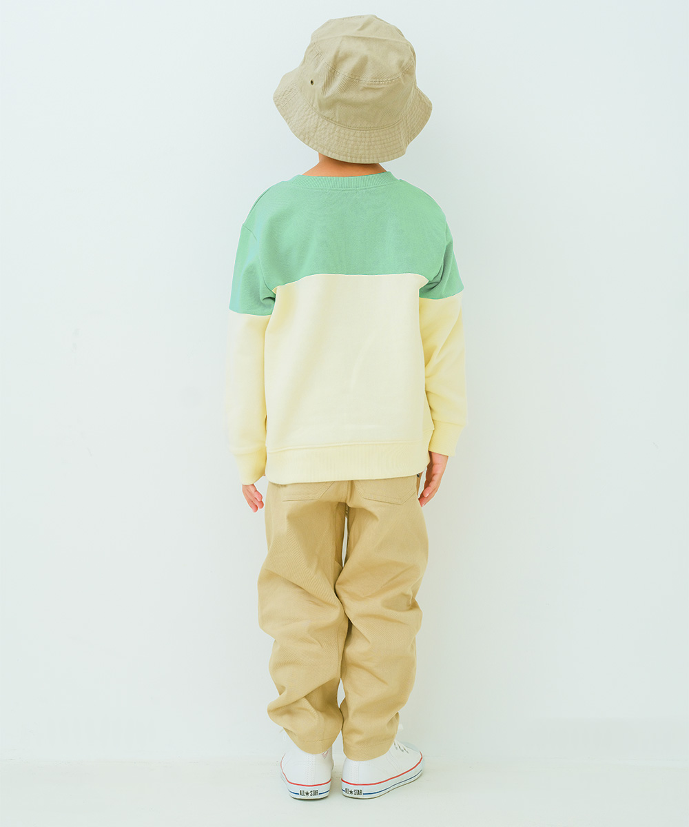 子供服 男の子 子ども服 こども服 キッズ ジュニア バイカラー 切り替え ポケットつき 裏毛 グリーン(08) モデル画像全身