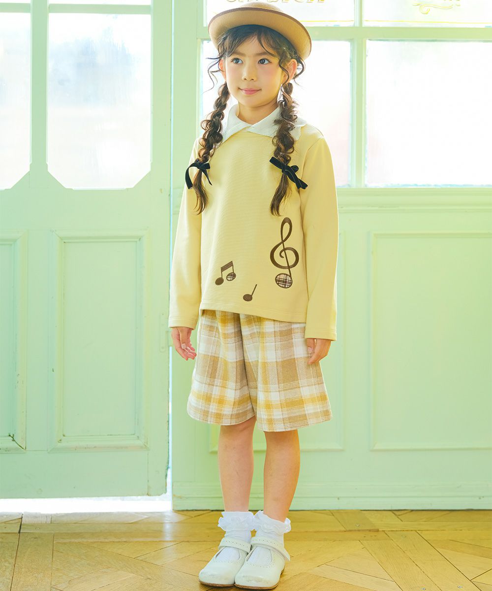 子供服 女の子 チェック柄 裏地付き 厚手 キュロットパンツ イエロー(04) モデル画像全身