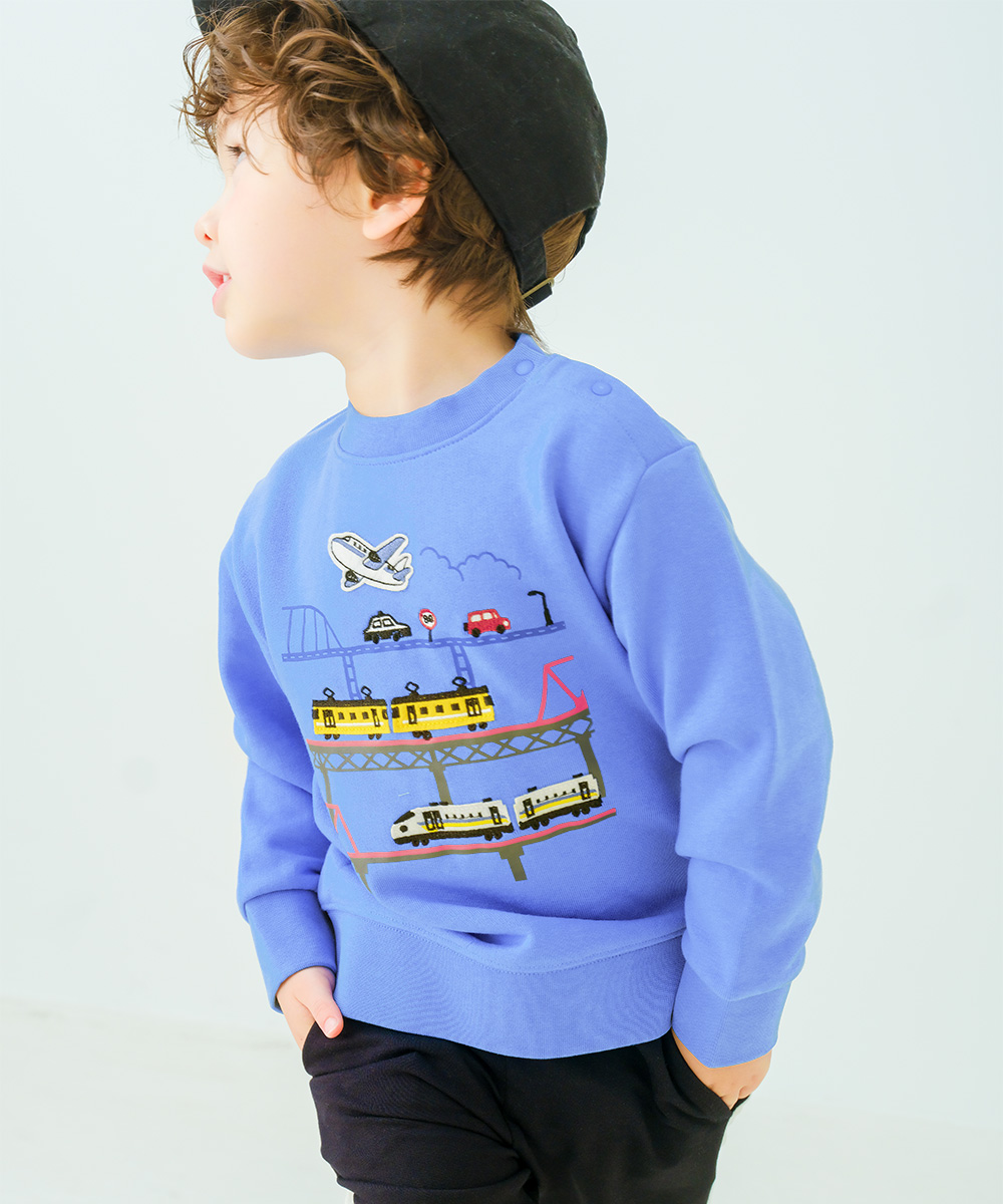 ベビー服 男の子 電車 飛行機 乗り物ワッペン 車刺繍 裏毛トレーナー ブルー(61) モデル画像アップ