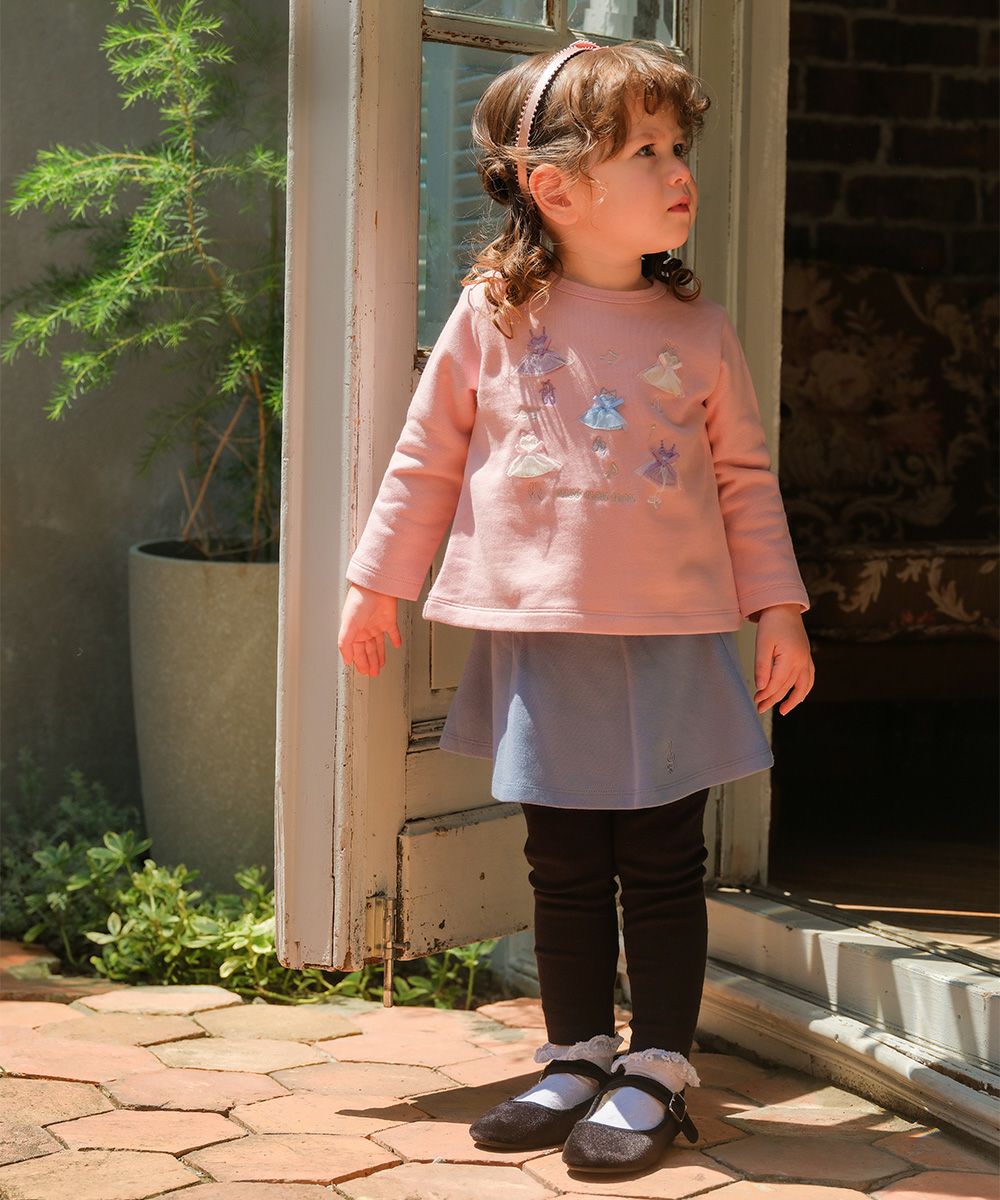 ベビー服 女の子 音符刺繍 10分丈スカッツ ブルー(61) モデル画像全身