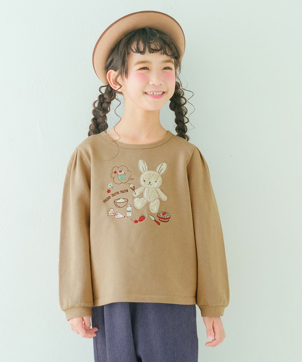 ベビー服 女の子 うさぎモチーフつきケーキ刺繍 裏毛トレーナー ベージュ(51) モデル画像10