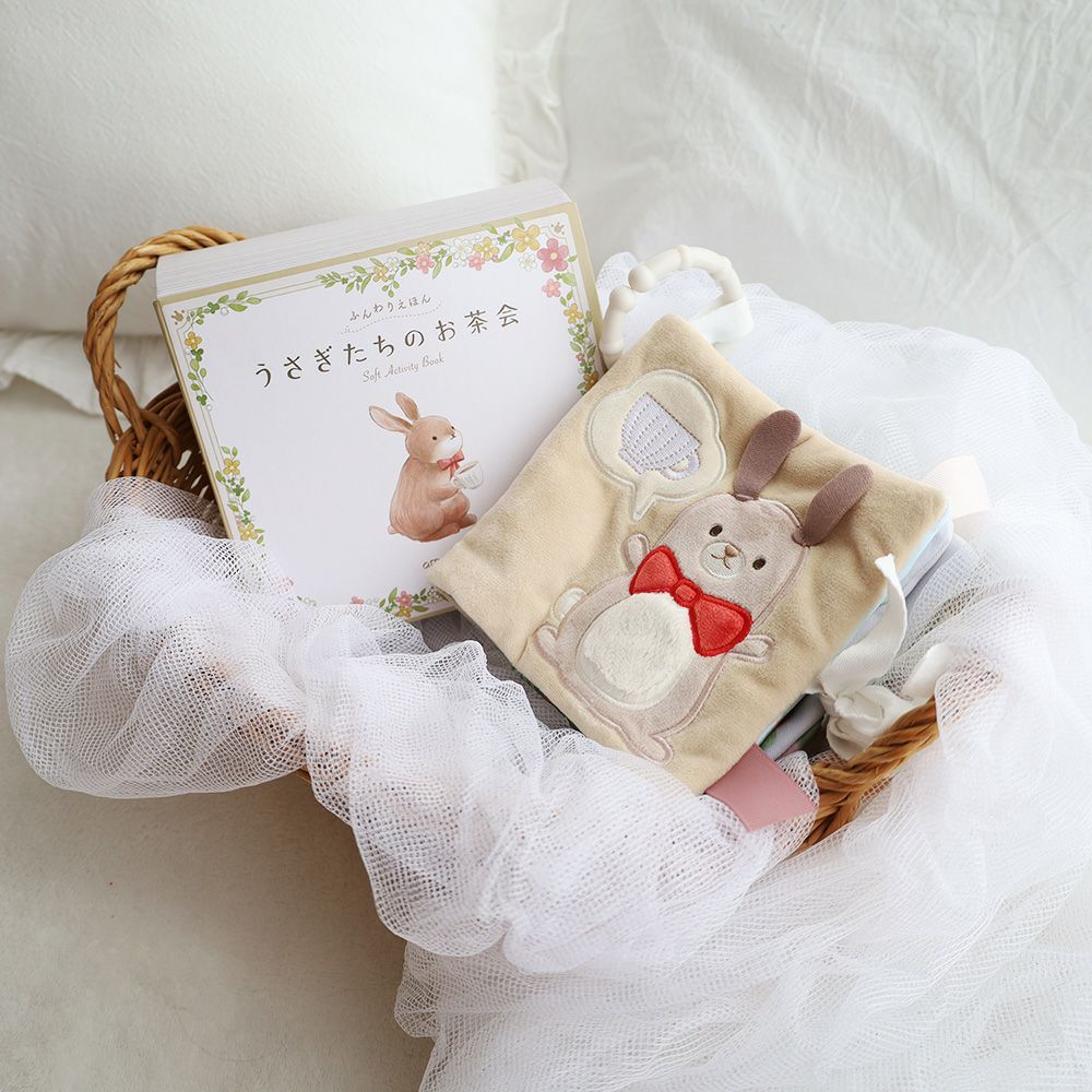 ぬのえほん うさぎたちのお茶会　cocory friends 9