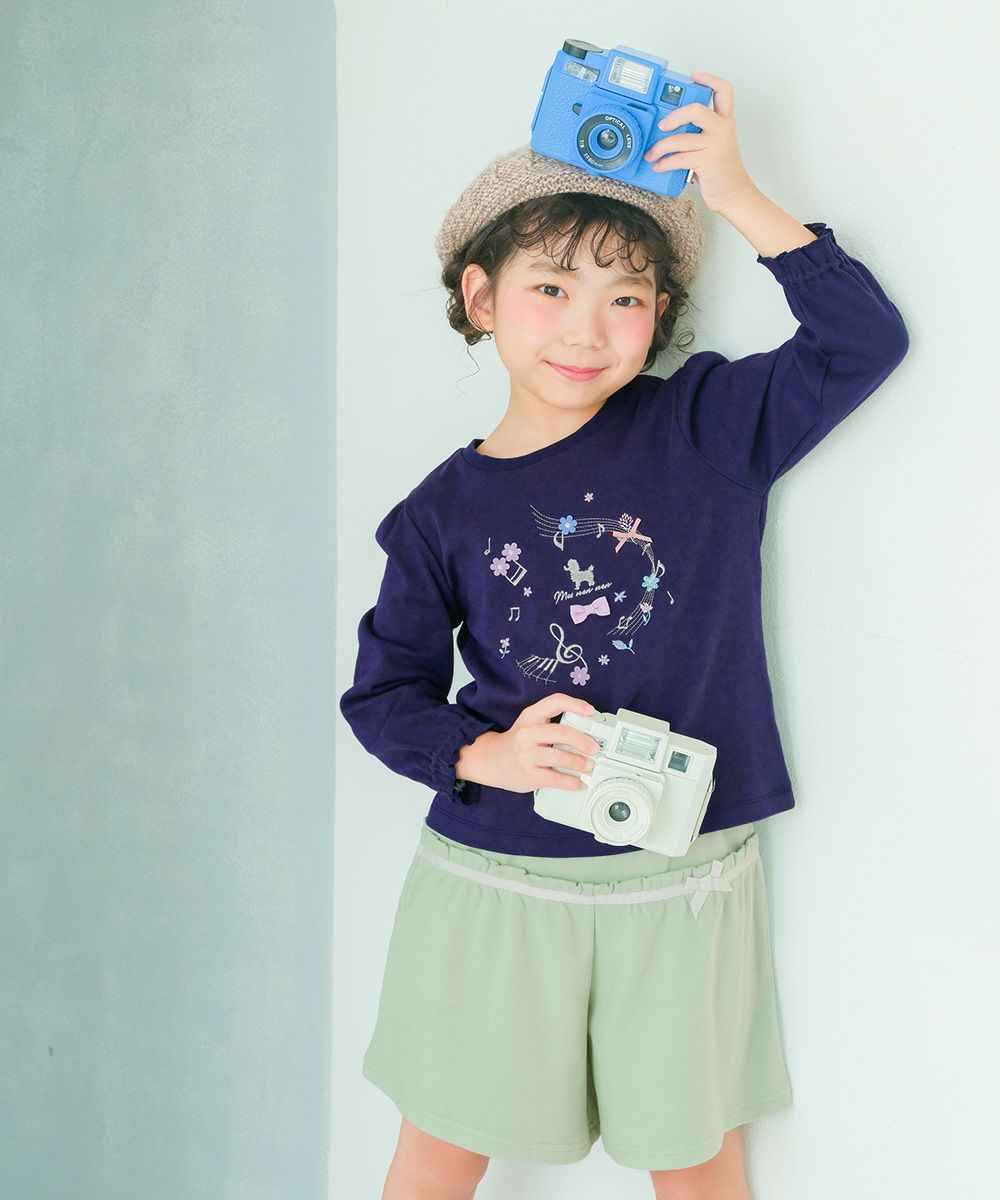ベビー服 女の子 パウダースムース リボンつきキュロットパンツ エメラルドグリーン(81) モデル画像全身