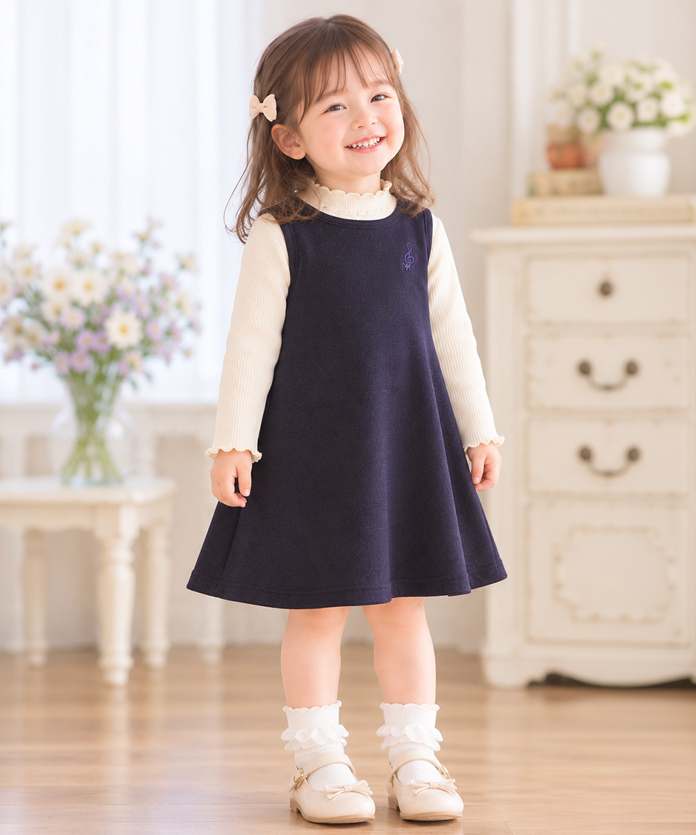 ベビー服 女の子 音符刺繍 Aライン バックリボン付きワンピース ネイビー(06) モデル画像3