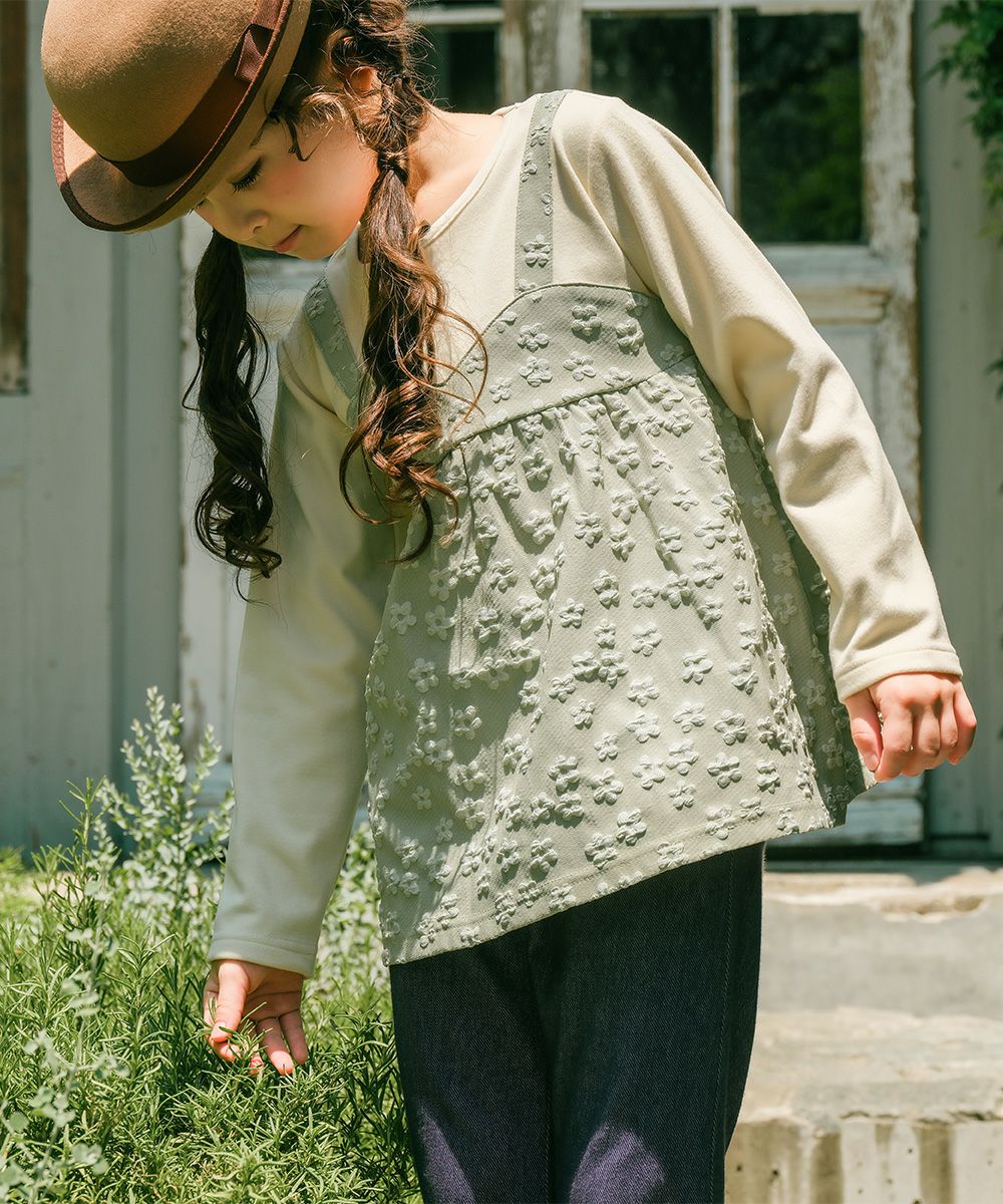 ベビー服 女の子 花柄キャミソール 重ね着風Tシャツ グリーン(08) モデル画像1
