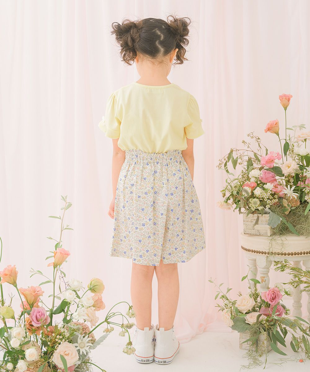 子供服 女の子 綿100％小花柄リボンつき キュロットパンツ イエロー(04) モデル画像2