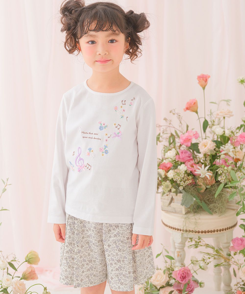 子供服 女の子 綿100％小花柄リボンつき キュロットパンツ グレー(09) モデル画像アップ